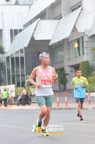 Race photo from SURABAYA ISOPLUS MARATHON 2025