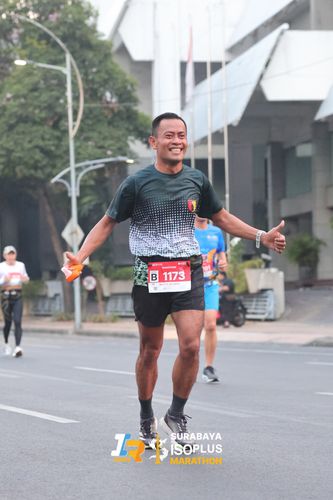 Race photo from SURABAYA ISOPLUS MARATHON 2025