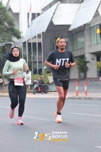 Race photo from SURABAYA ISOPLUS MARATHON 2025