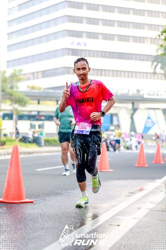 Race photo from Smartfren Run 2025 