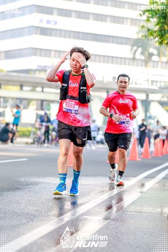 Race photo from Smartfren Run 2025 