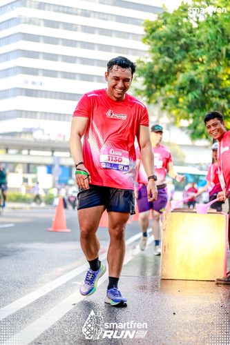 Race photo from Smartfren Run 2025 