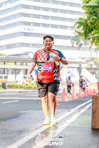 Race photo from Smartfren Run 2025 