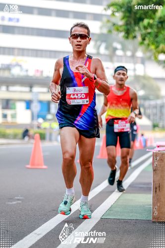 Race photo from Smartfren Run 2025 