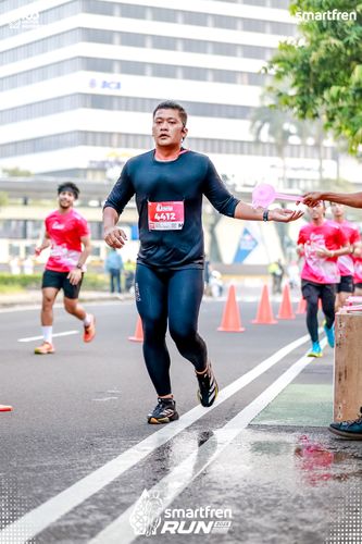 Race photo from Smartfren Run 2025 