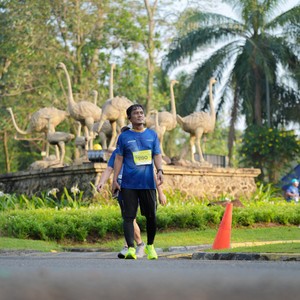 Race photo from BOGORUN 2026