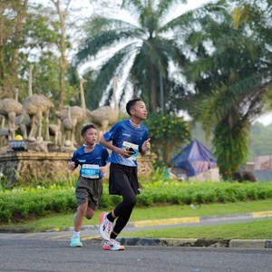 Race photo from BOGORUN 2026