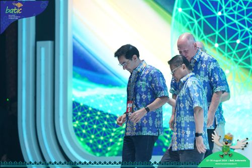 Race photo from Telin Batic 2024 Photo Search