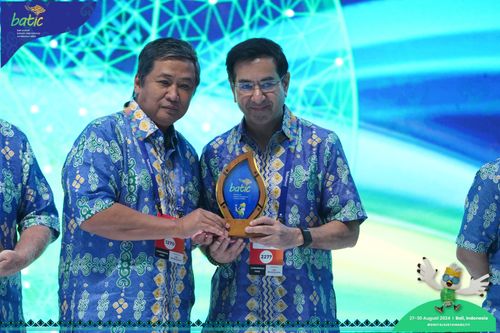 Race photo from Telin Batic 2024 Photo Search