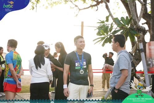 Race photo from Telin Batic 2024 Photo Search