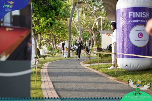 Race photo from Telin Batic 2024 Photo Search