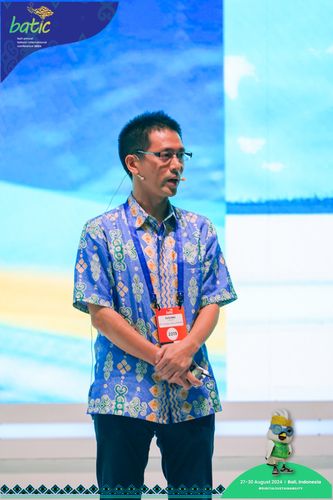 Race photo from Telin Batic 2024 Photo Search