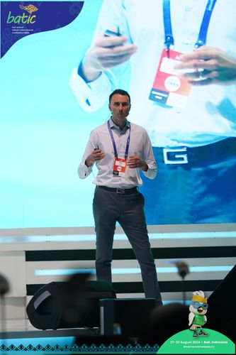 Race photo from Telin Batic 2024 Photo Search