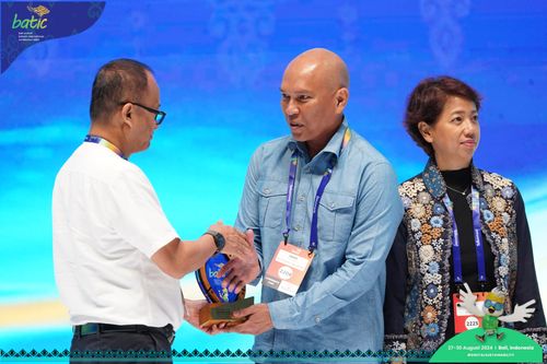 Race photo from Telin Batic 2024 Photo Search
