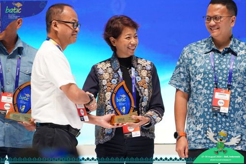 Race photo from Telin Batic 2024 Photo Search