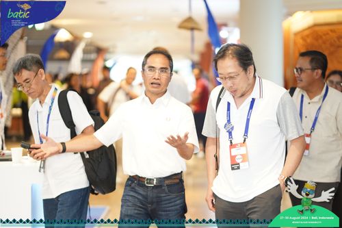 Race photo from Telin Batic 2024 Photo Search