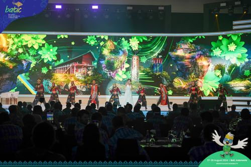 Race photo from Telin Batic 2024 Photo Search