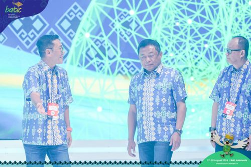 Race photo from Telin Batic 2024 Photo Search