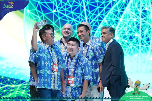 Race photo from Telin Batic 2024 Photo Search