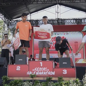 Race photo from KEDIRI HALF MARATHON 2026