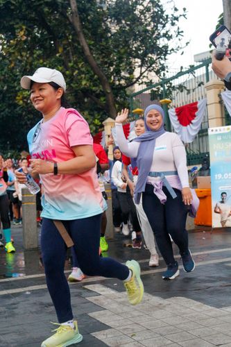 Race photo from Nu Skin RUN 10K Vibes 2024
