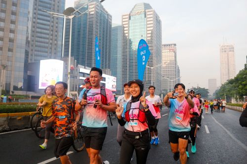 Race photo from Nu Skin RUN 10K Vibes 2024