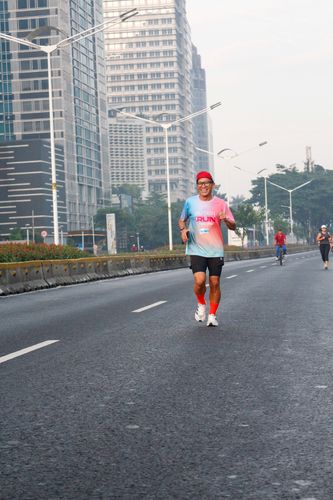 Race photo from Nu Skin RUN 10K Vibes 2024