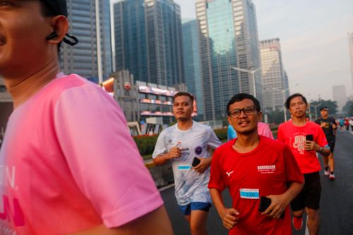 Race photo from Nu Skin RUN 10K Vibes 2024