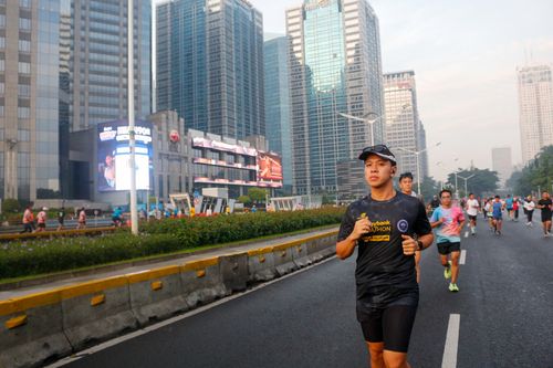 Race photo from Nu Skin RUN 10K Vibes 2024