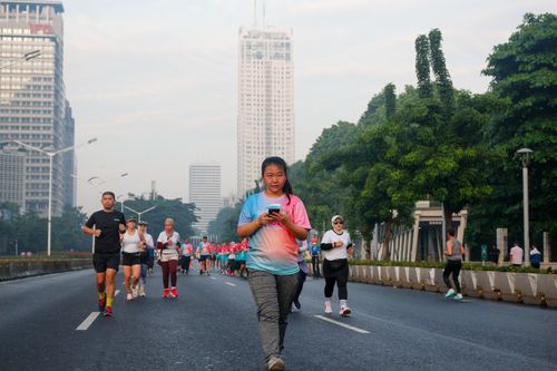 Race photo from Nu Skin RUN 10K Vibes 2024