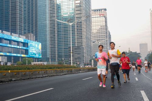 Race photo from Nu Skin RUN 10K Vibes 2024