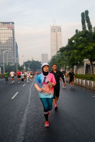 Race photo from Nu Skin RUN 10K Vibes 2024