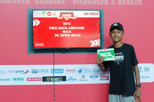 Race photo from Kediri Half Marathon 2024