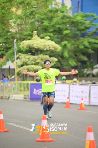 Race photo from SURABAYA ISOPLUS MARATHON 2025