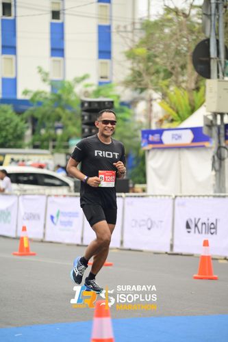 Race photo from SURABAYA ISOPLUS MARATHON 2025