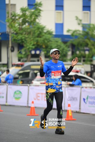 Race photo from SURABAYA ISOPLUS MARATHON 2025