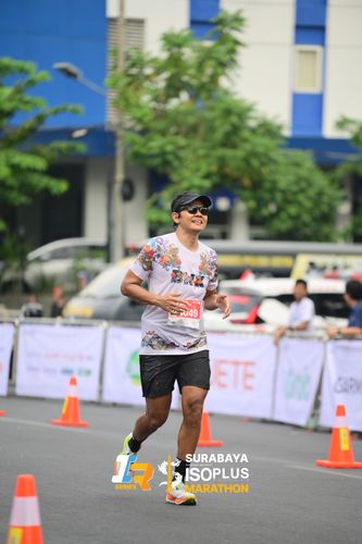 Race photo from SURABAYA ISOPLUS MARATHON 2025