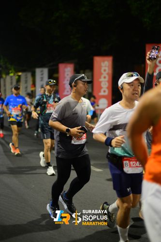 Race photo from SURABAYA ISLOPLUS MARATHON 2025
