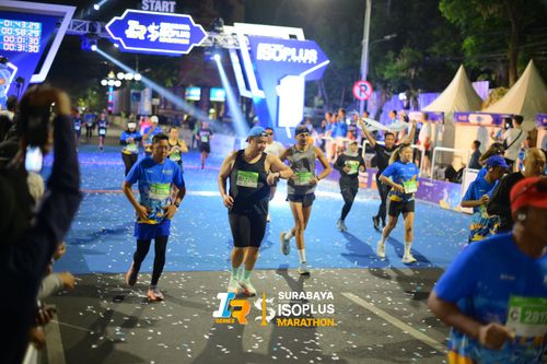 Race photo from SURABAYA ISLOPLUS MARATHON 2025