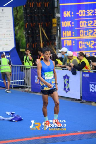 Race photo from SURABAYA ISOPLUS MARATHON 2025