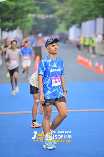 Race photo from SURABAYA ISOPLUS MARATHON 2025