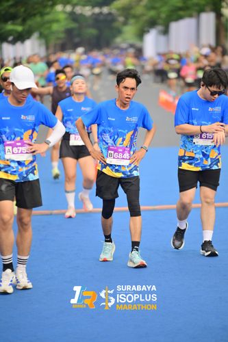 Race photo from SURABAYA ISOPLUS MARATHON 2025