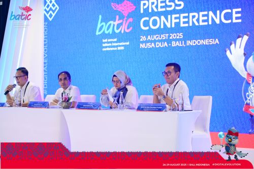 Race photo from Telin Batic 2025 Photo Meeting