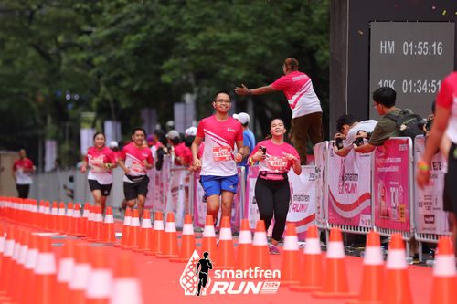 Race photo from Smartfren Run 2024