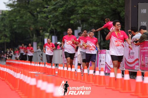 Race photo from Smartfren Run 2024