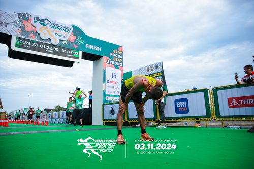 Race photo from Arutmin Borneo Run 2024