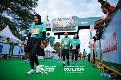 Race photo from Arutmin Borneo Run 2024