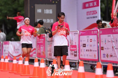 Race photo from Smartfren Run 2024
