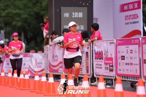 Race photo from Smartfren Run 2024