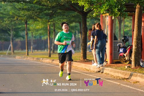 Race photo from BAF LIONS RUN 2024